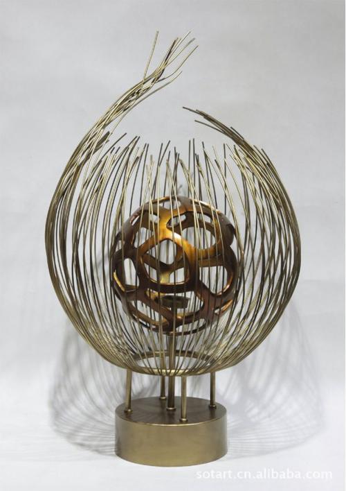 匠心筑形 昆明与贵阳的现代工艺雕塑艺术探微