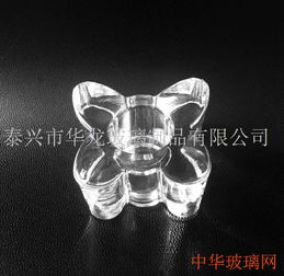 玻璃蜡烛台 光影交织的工艺品